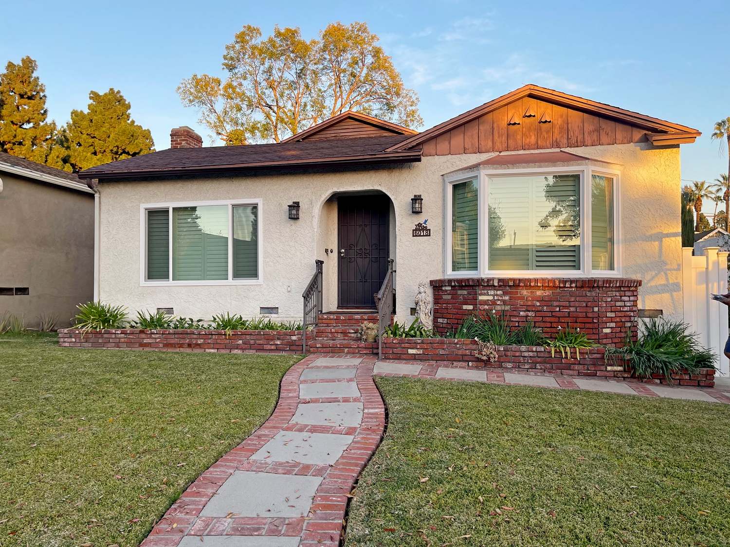 Window replacement service in Baldwin Park
